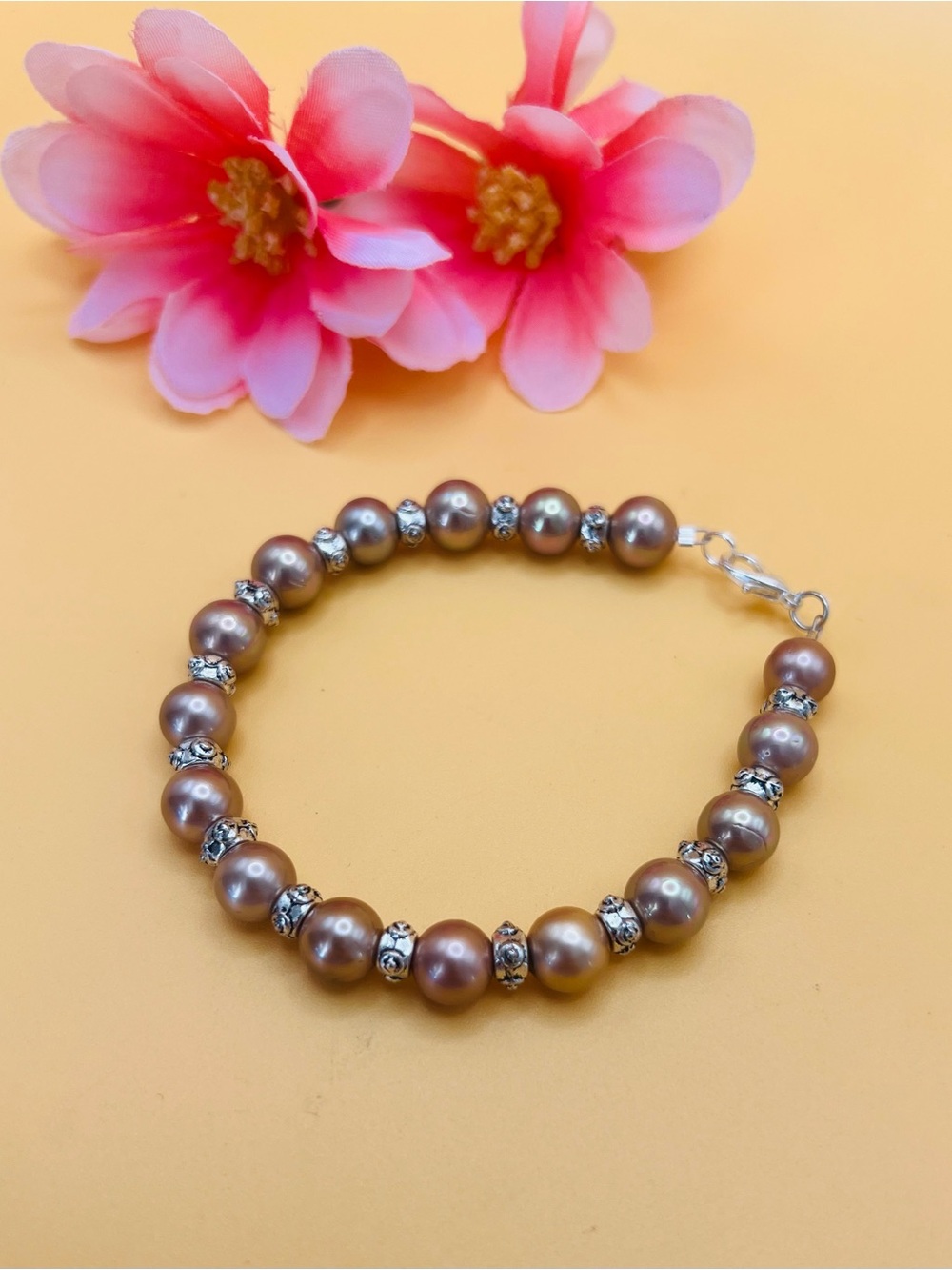 Elegant Champagne Pearl Bracelet with Silver Accents